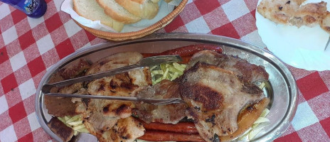 Dva Fenjera food