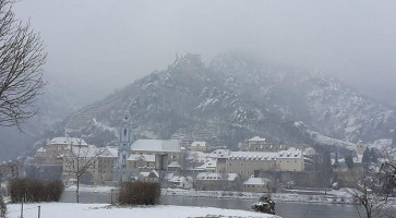 Gnezdo Schast'ya outside