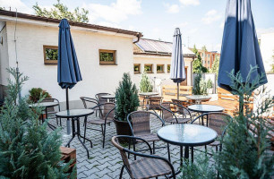 Restauracia Zefir Bojnice outside