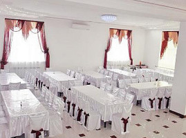 Gnezdo Schast'ya inside