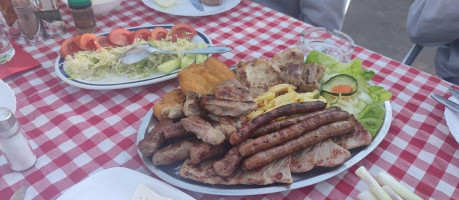 Restoran Stari Lovac 012 Kostolac food