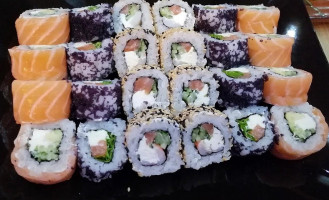 Gold Sushi Ungheni food