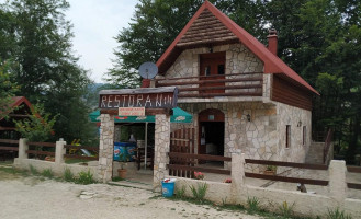 Restoran Katun outside