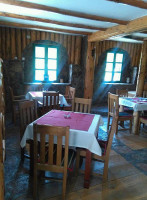 Restoran Ima Dana inside