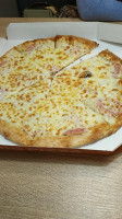 Dodo Pizza food