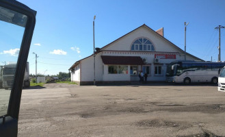 Cafe And Parking Rozhkov outside