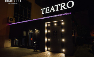 Teatro outside