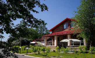 Staroladozhskaya Dacha outside