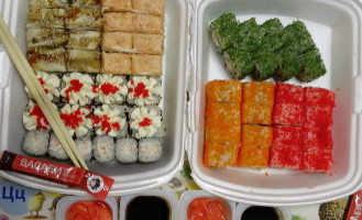 Sushi Set food