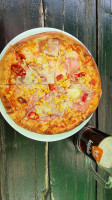 Pizza Brod food