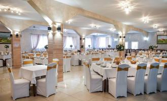 Restoran Jezero inside