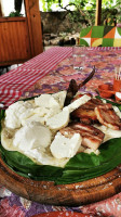 Meraklijski Podrum food