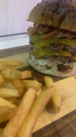 Mam Burger food