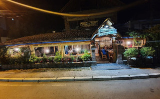 Kafana Zaplanjsko Ognjiste outside