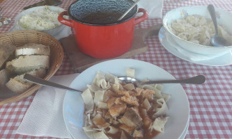 Čarda Plavi Dunav food