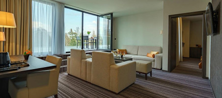 Horizont Resort inside