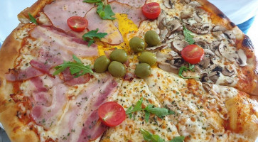 Jna By Castello Pizzeria food