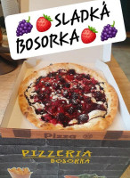 Bosorka Pizzeria food