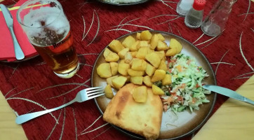 Taverna Montis food
