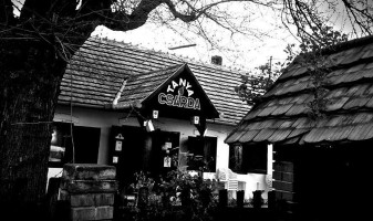 Tanya Csárda Außen