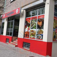 Tandoori outside