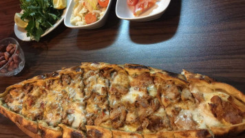 Ali Batmaz Taş Fırın Kebap Ve Lahmacun food