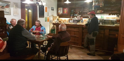 Gostilna Turk Izidor Zelenc S.p. Innen