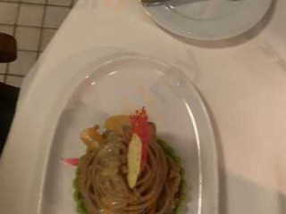 48 Étterem és Bár