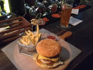 Dva Stvola Beer Burger