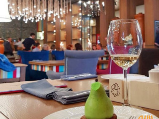 Gruzinskiy Restoran Sameba